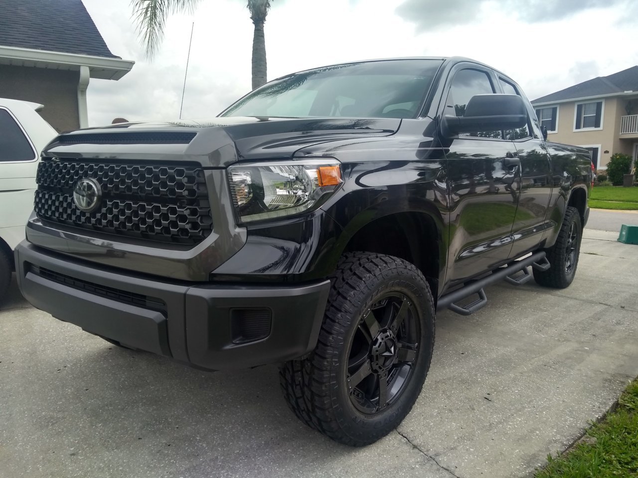 2018 Toyota Tundra photo