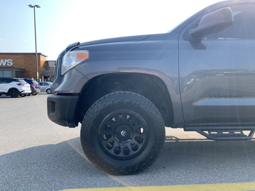 2015 Toyota Tundra photo