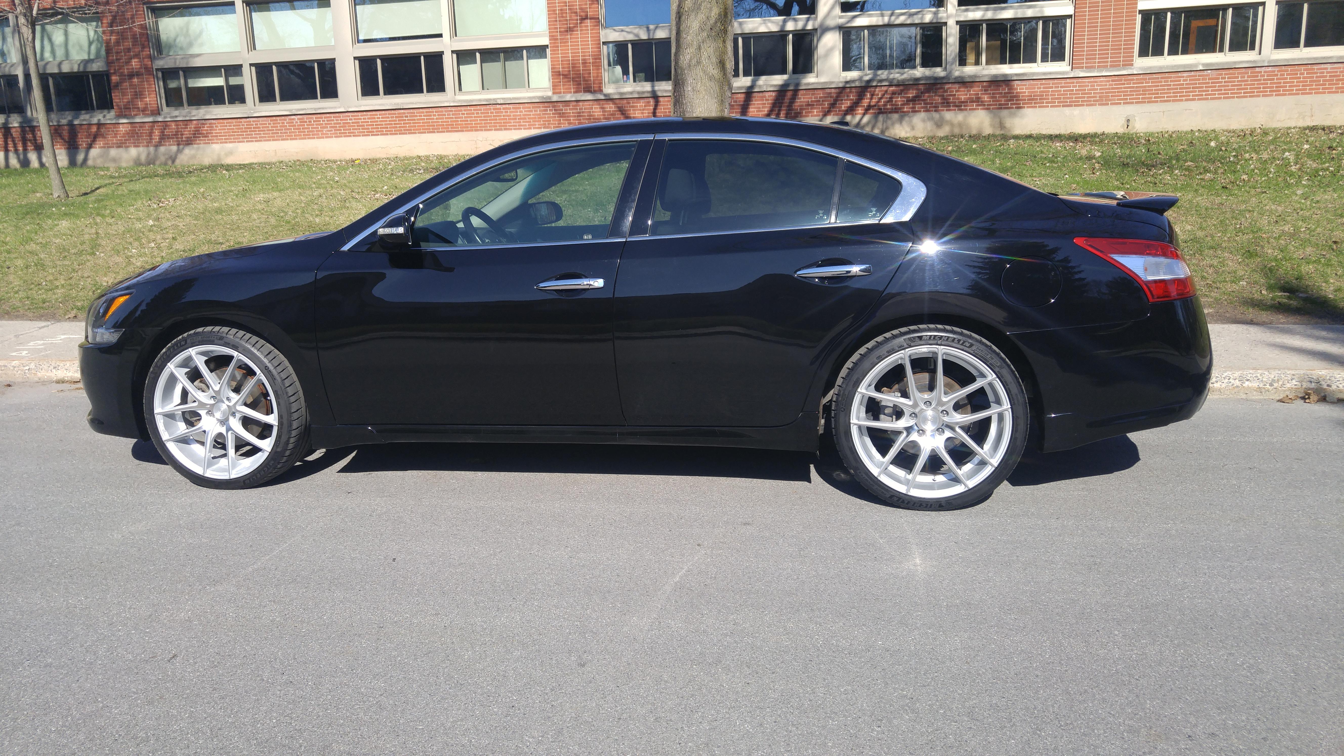 2014 Nissan Maxima photo