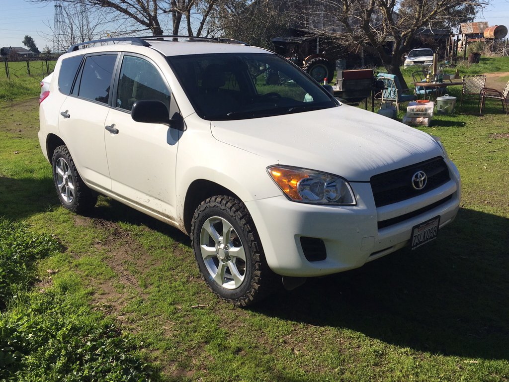 2011 Toyota RAV4 photo