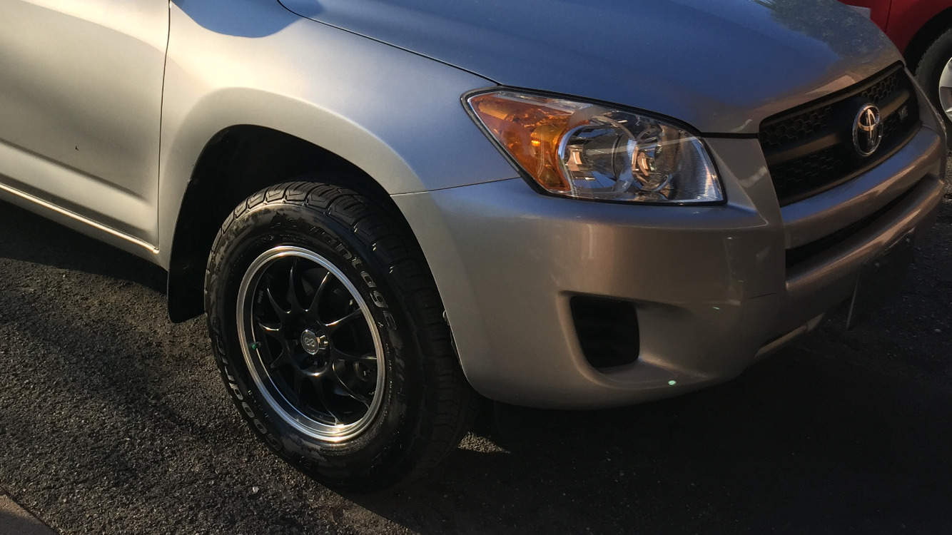 2010 Toyota RAV4 photo