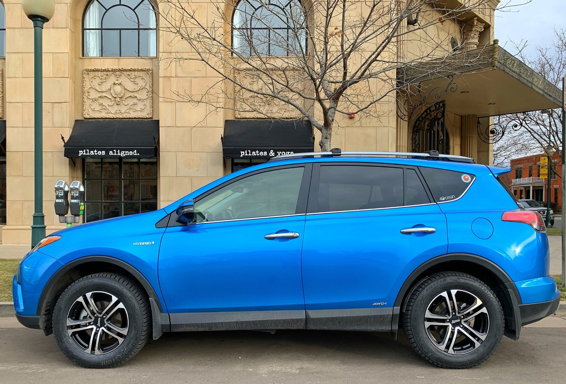 2018 Toyota RAV4 photo