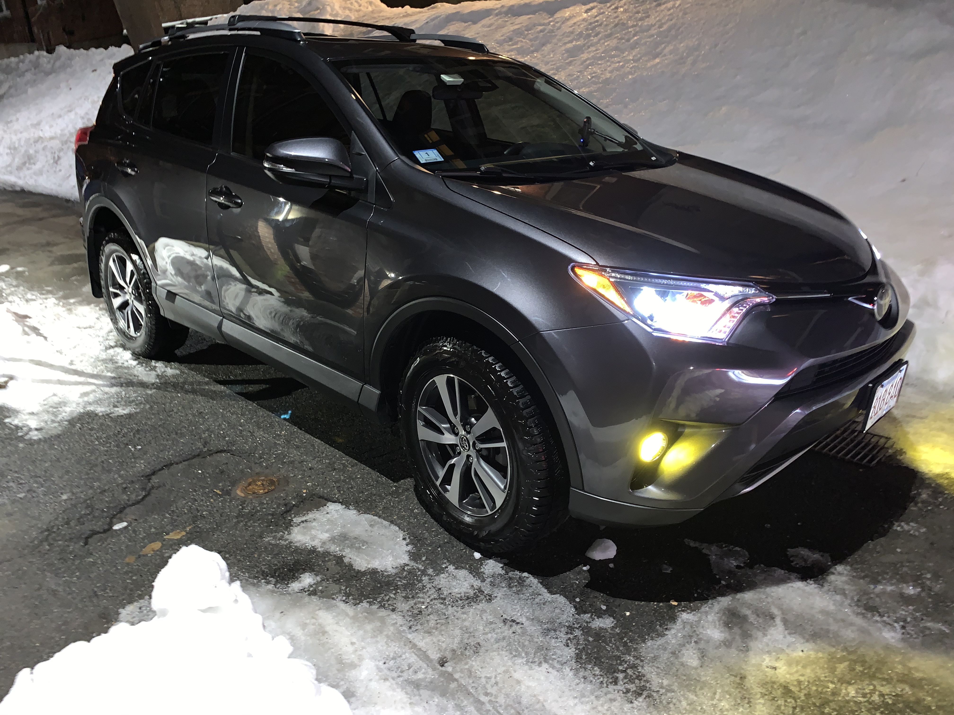 2020 Toyota RAV4 photo