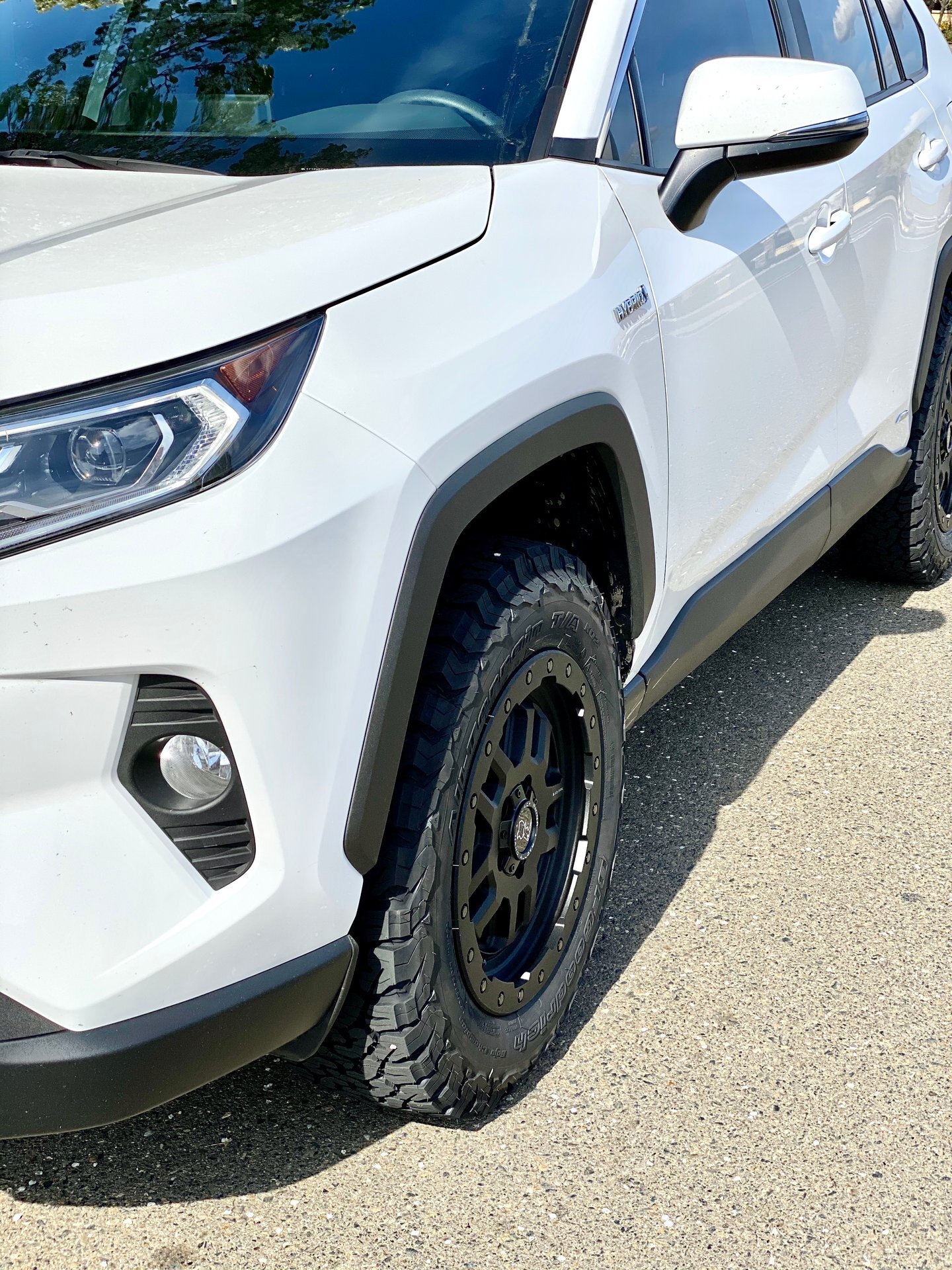 2020 Toyota RAV4 photo