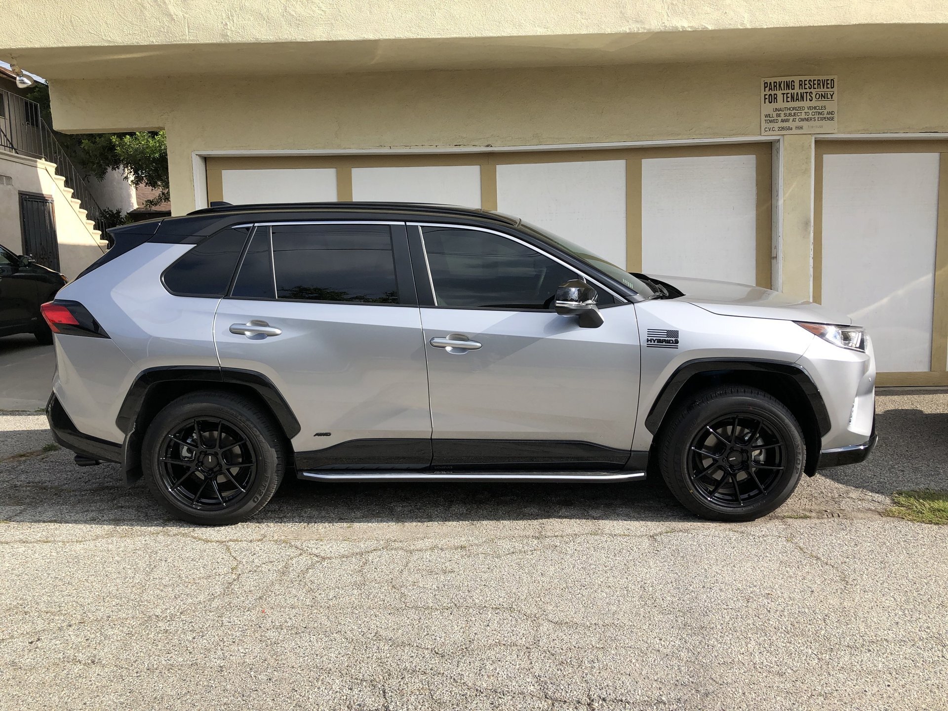 2019 Toyota RAV4 photo