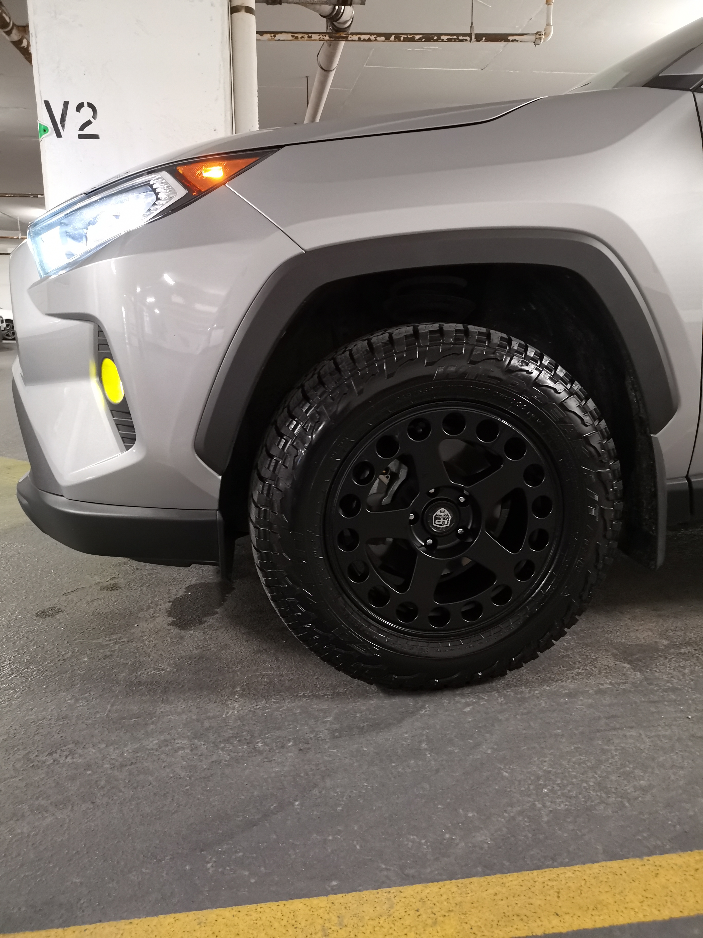 2020 Toyota RAV4 photo