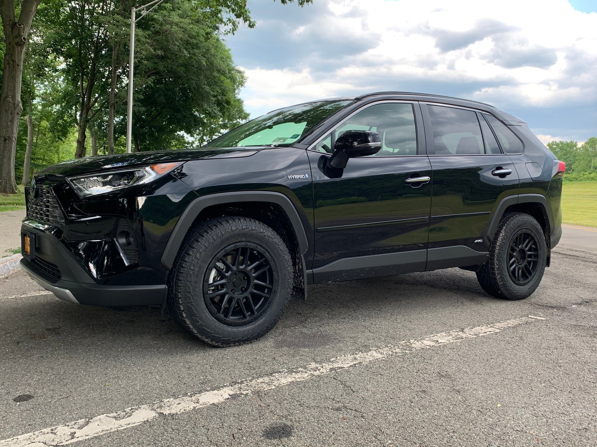 2020 Toyota RAV4 photo