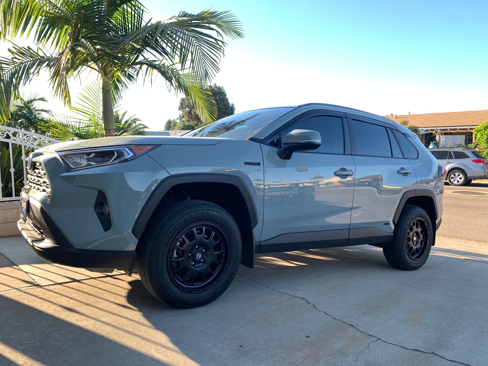 2020 Toyota RAV4 photo