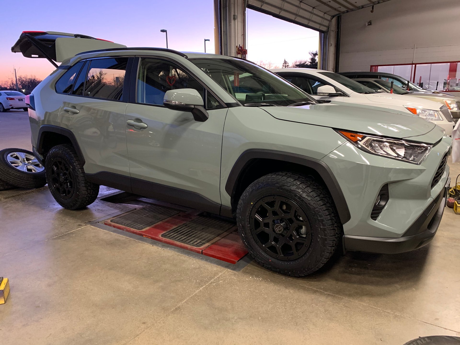 2020 Toyota RAV4 photo
