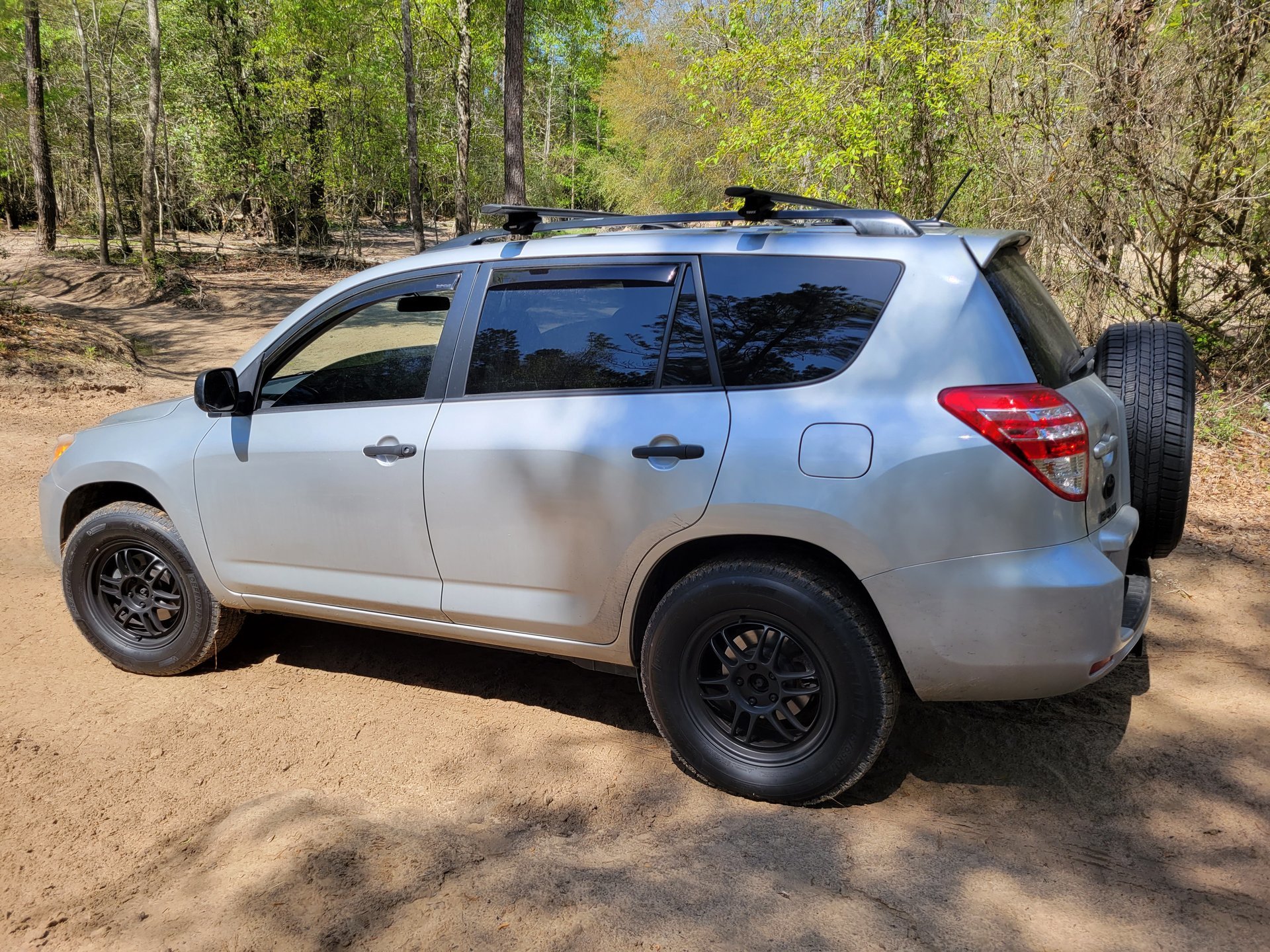 2020 Toyota RAV4 photo
