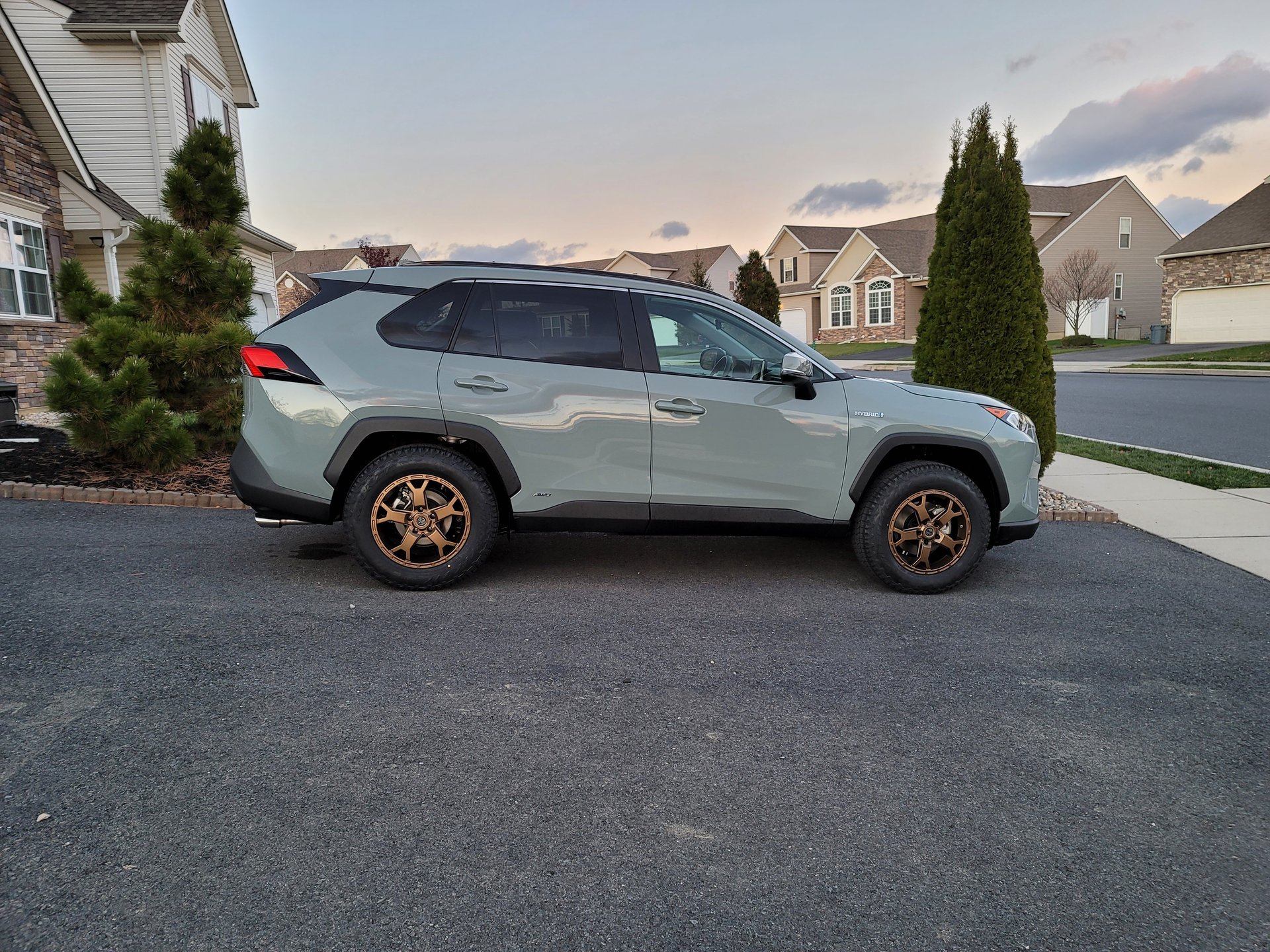 2021 Toyota RAV4 photo