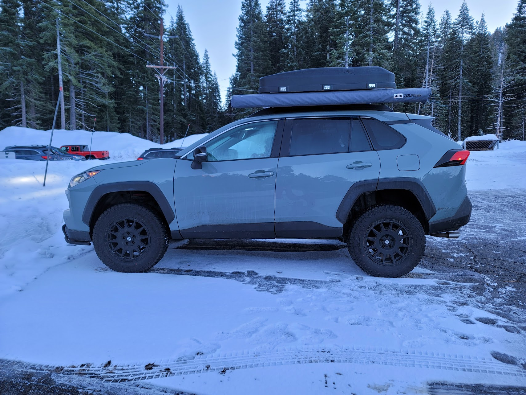 2020 Toyota RAV4 photo