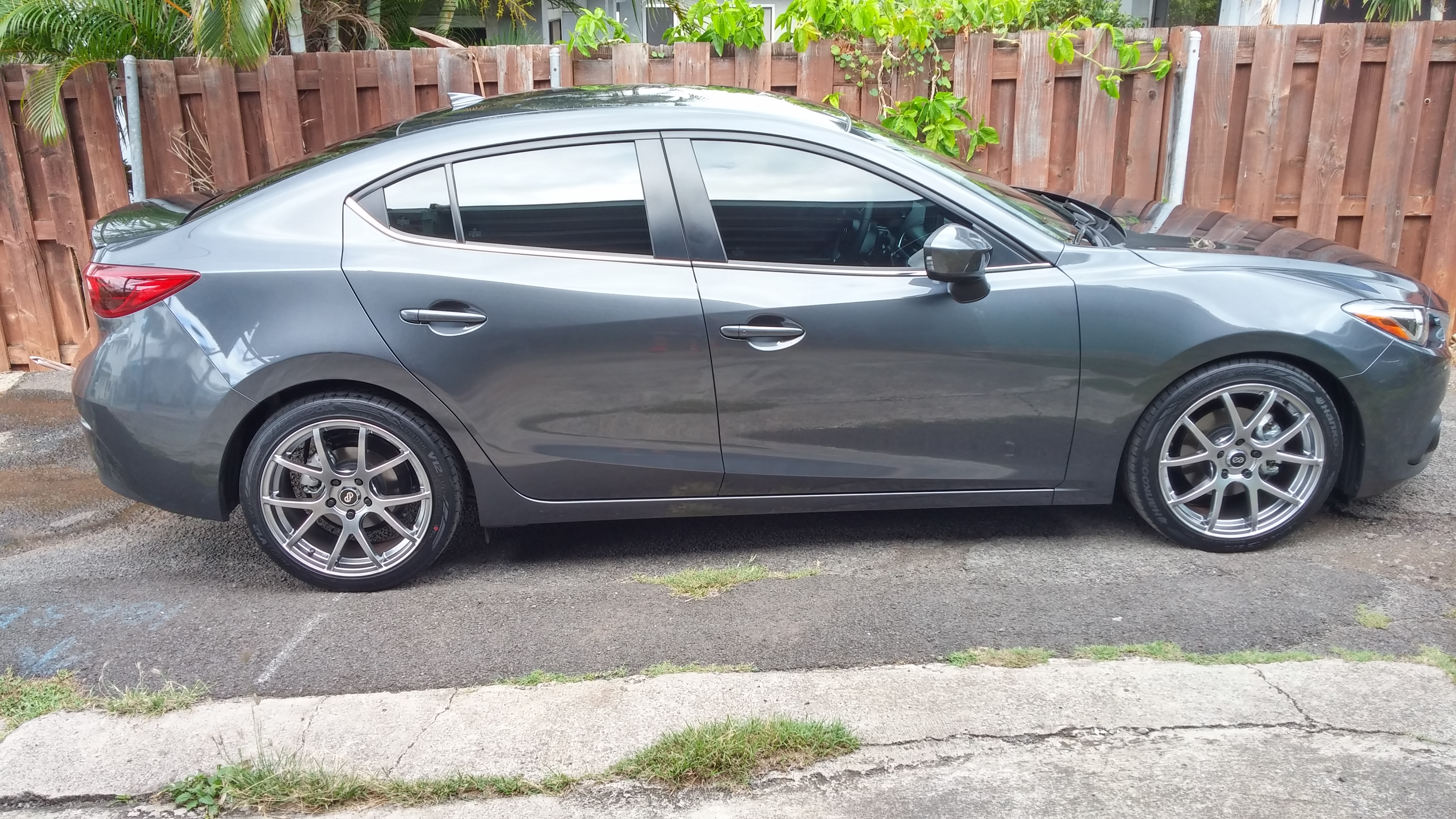 2014 Mazda Mazda3 photo