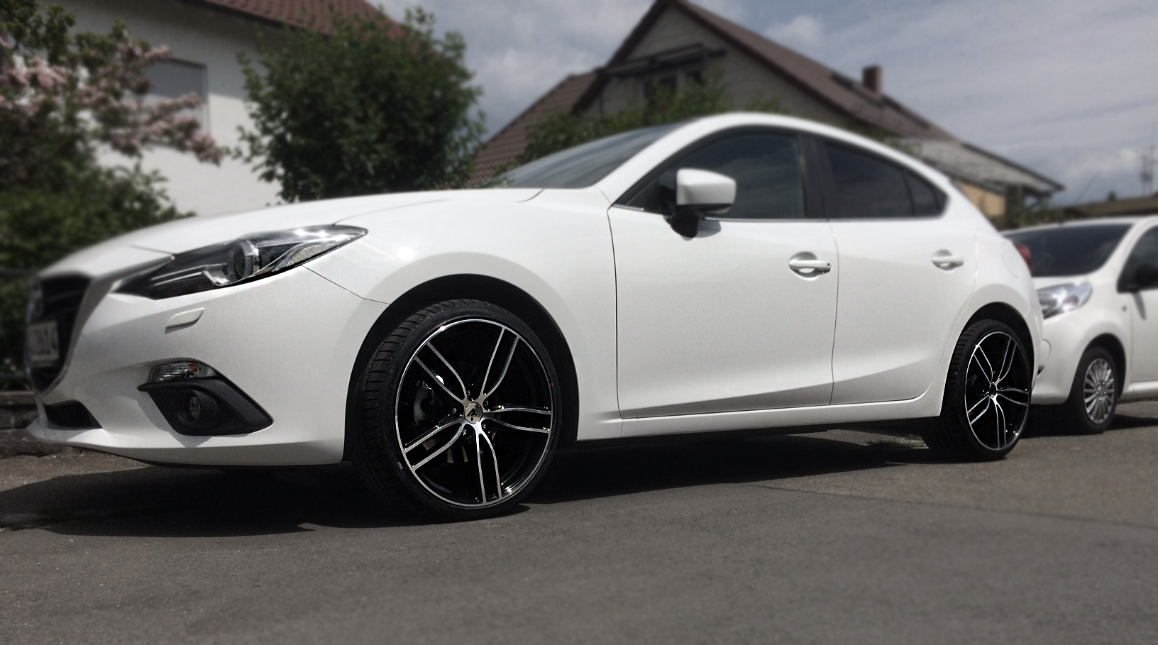 2015 Mazda Mazda3 photo