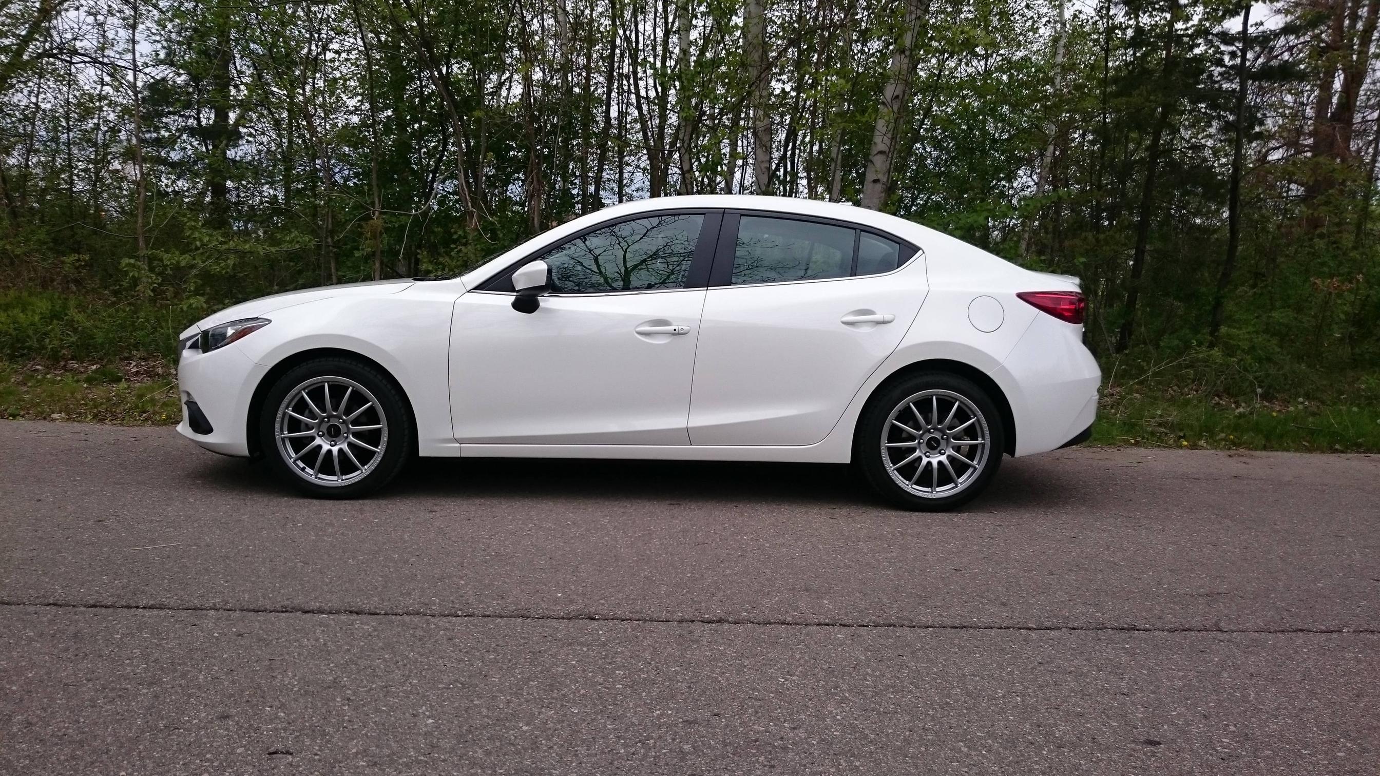 2014 Mazda Mazda3 photo