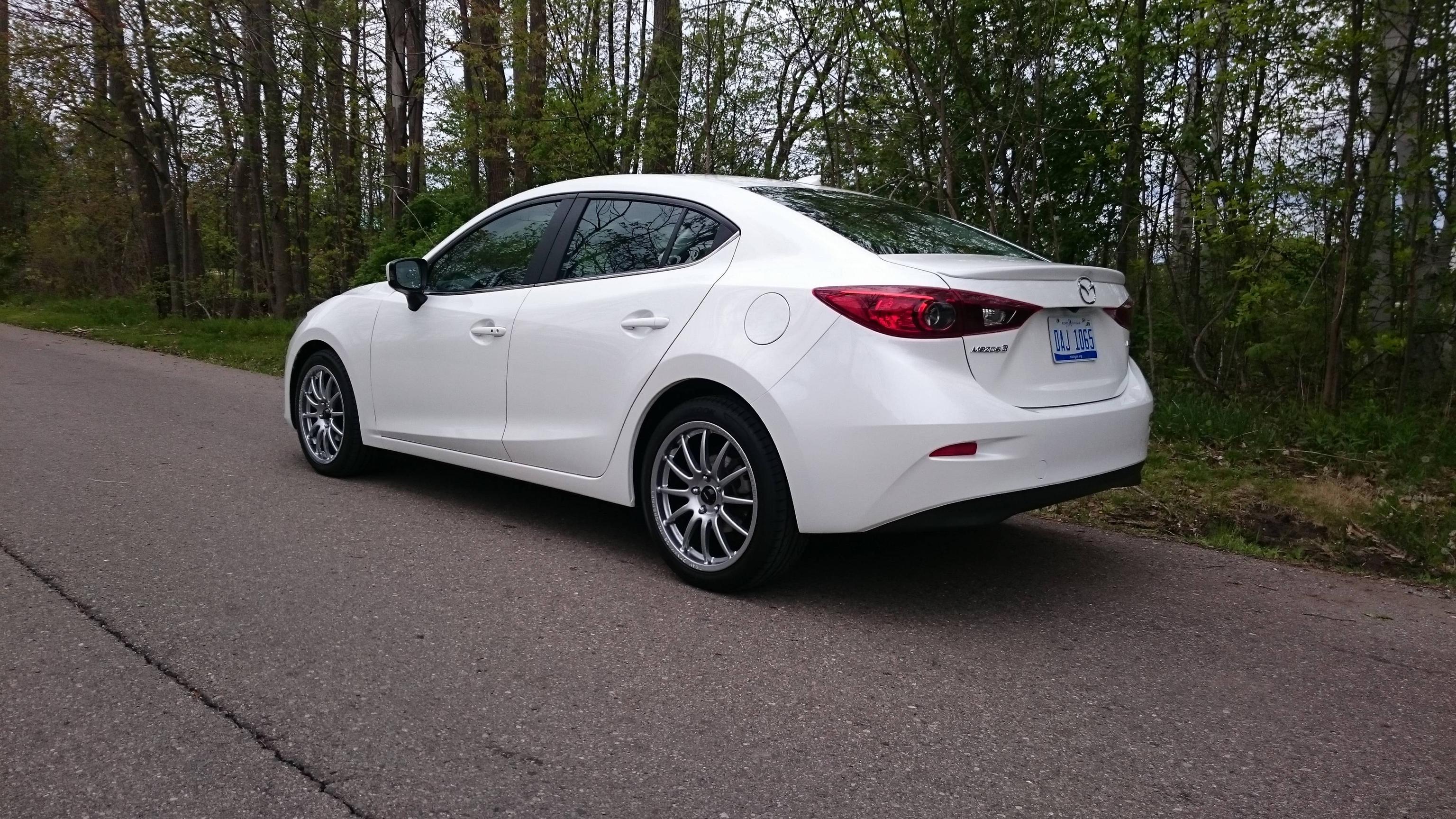 2014 Mazda Mazda3 photo