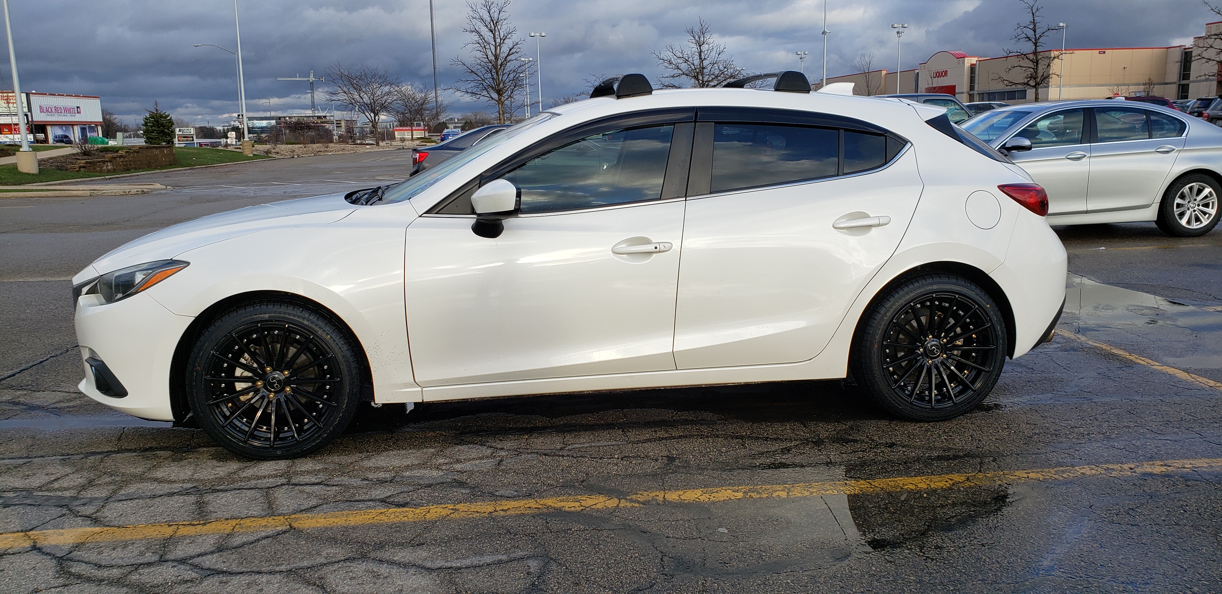 2014 Mazda Mazda3 photo