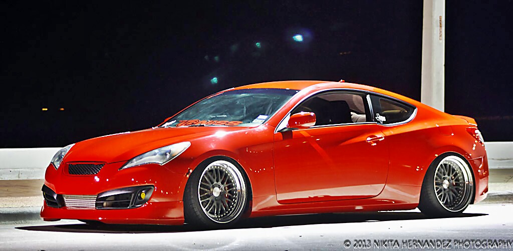 2010 Hyundai Genesis Coupe photo