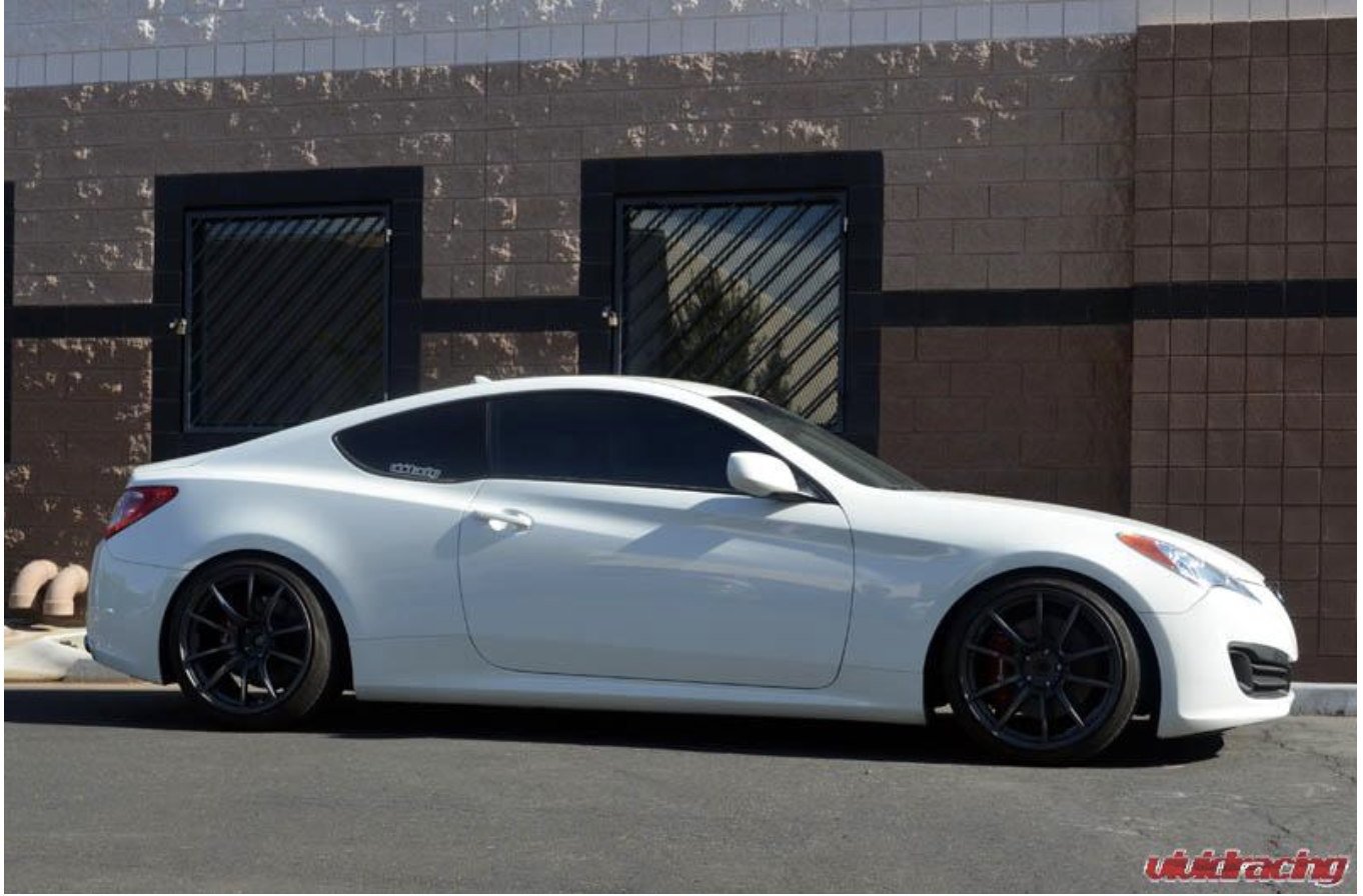 2010 Hyundai Genesis Coupe photo