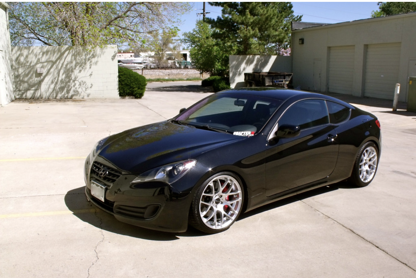 2010 Hyundai Genesis Coupe photo