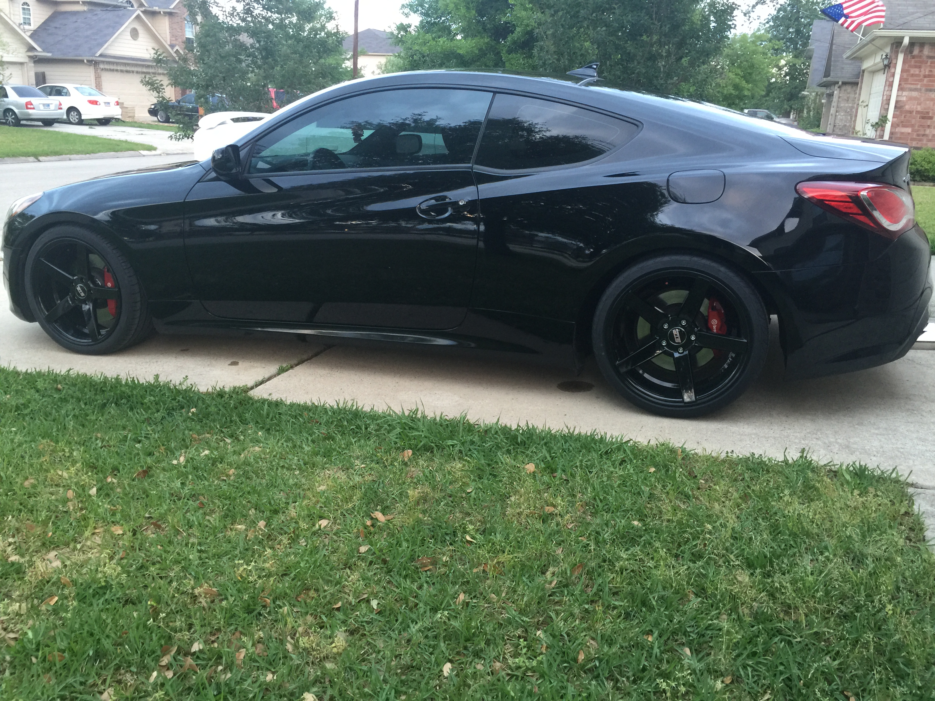 2010 Hyundai Genesis Coupe photo