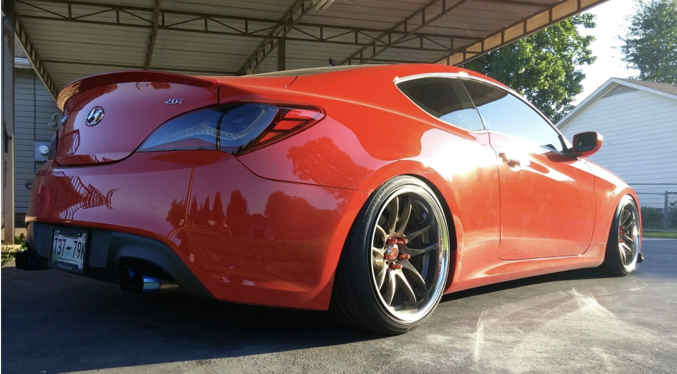 2010 Hyundai Genesis Coupe photo