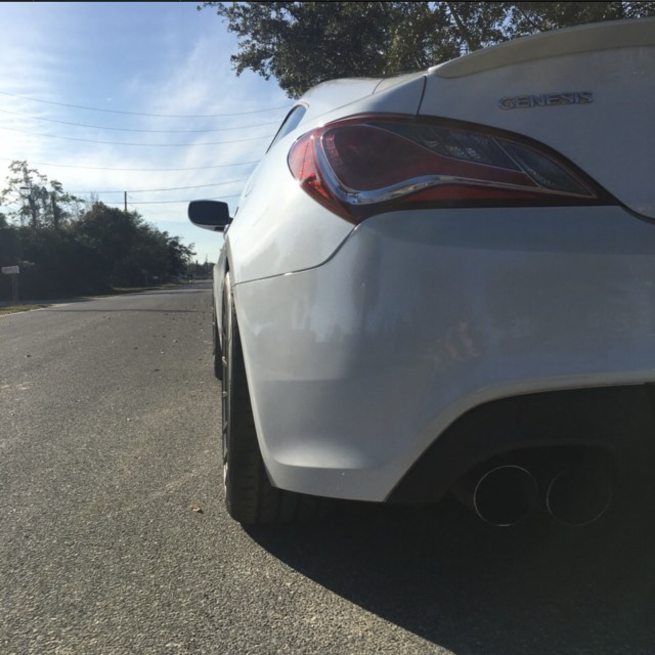 2010 Hyundai Genesis Coupe photo