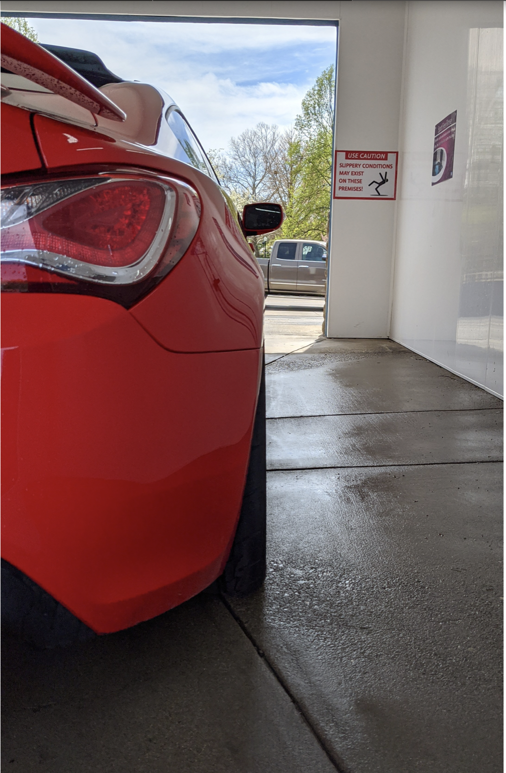 2010 Hyundai Genesis Coupe photo