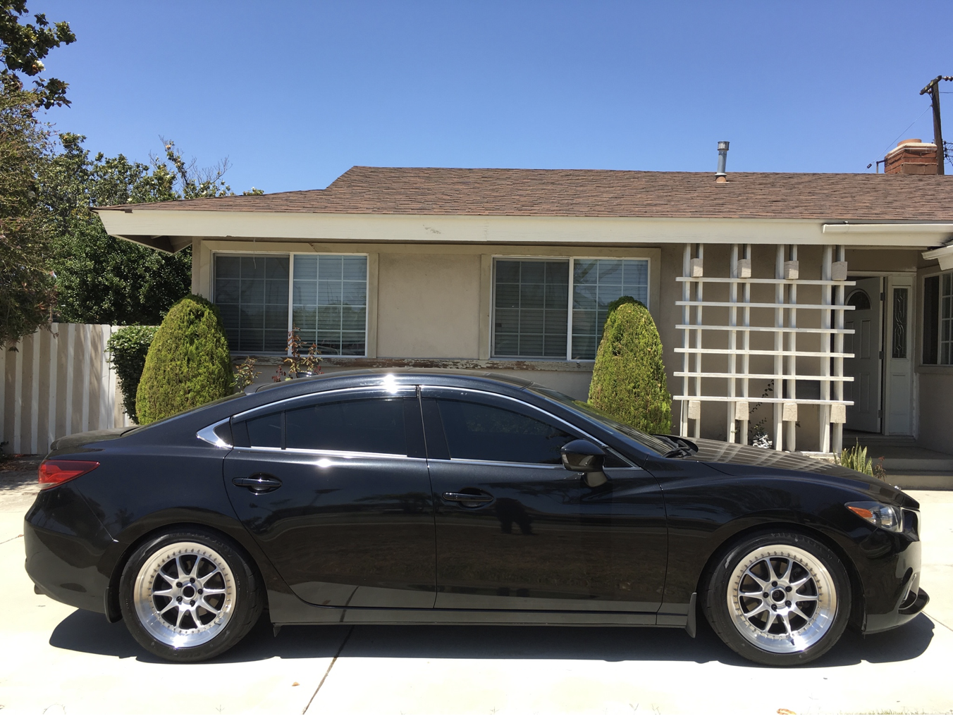 2015 Mazda Mazda6 photo