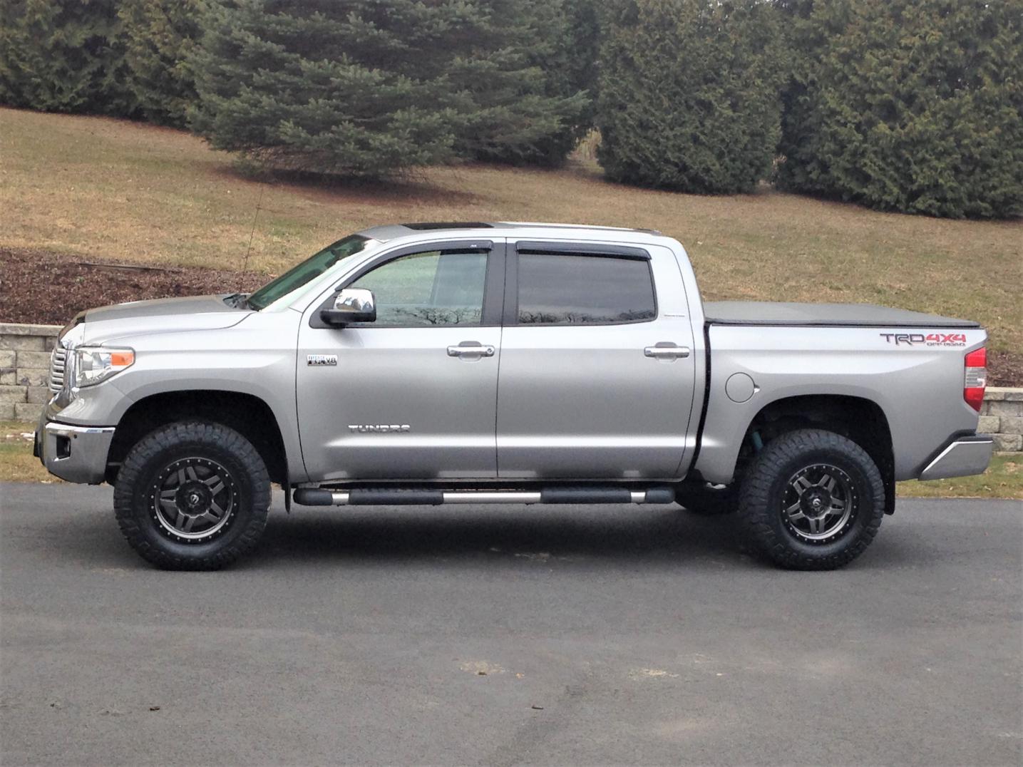 2014 Toyota Tundra photo