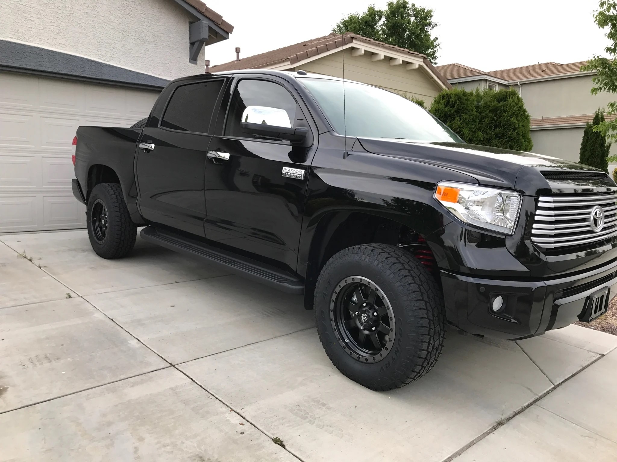 2017 Toyota Tundra photo