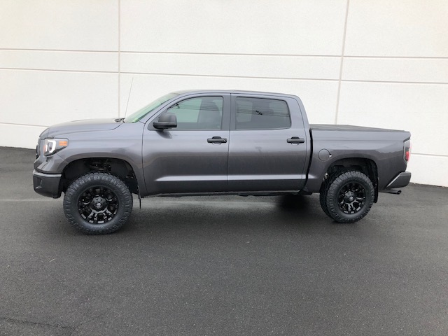 2017 Toyota Tundra photo