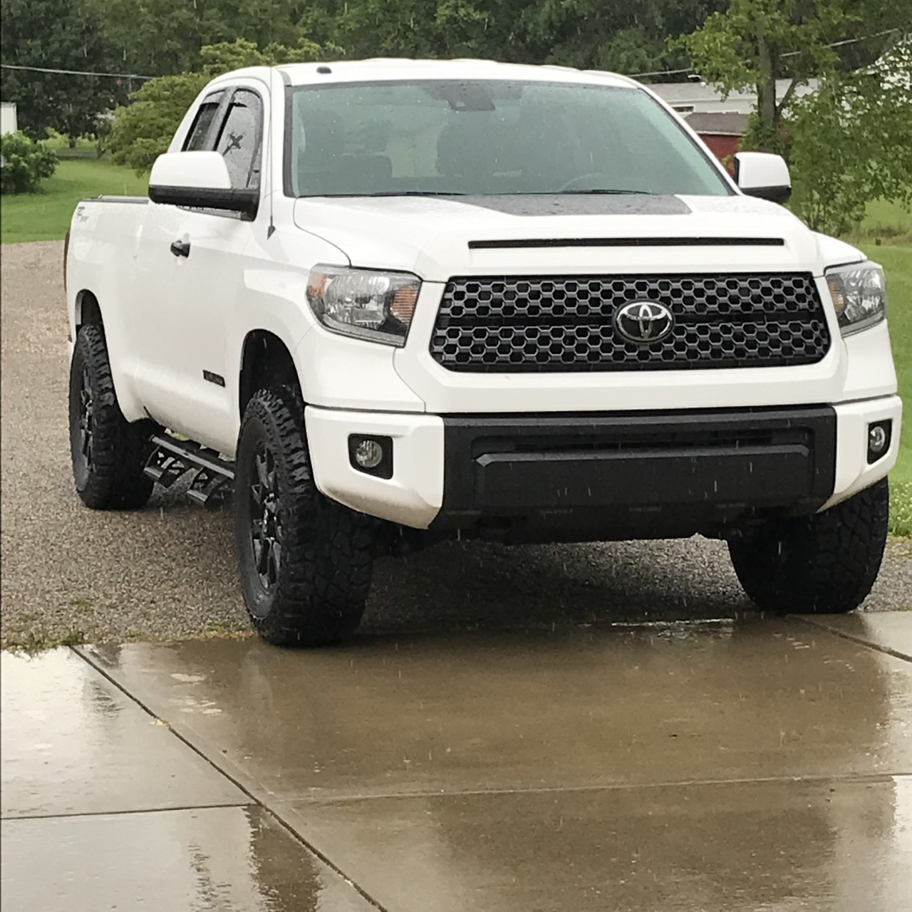 2018 Toyota Tundra photo