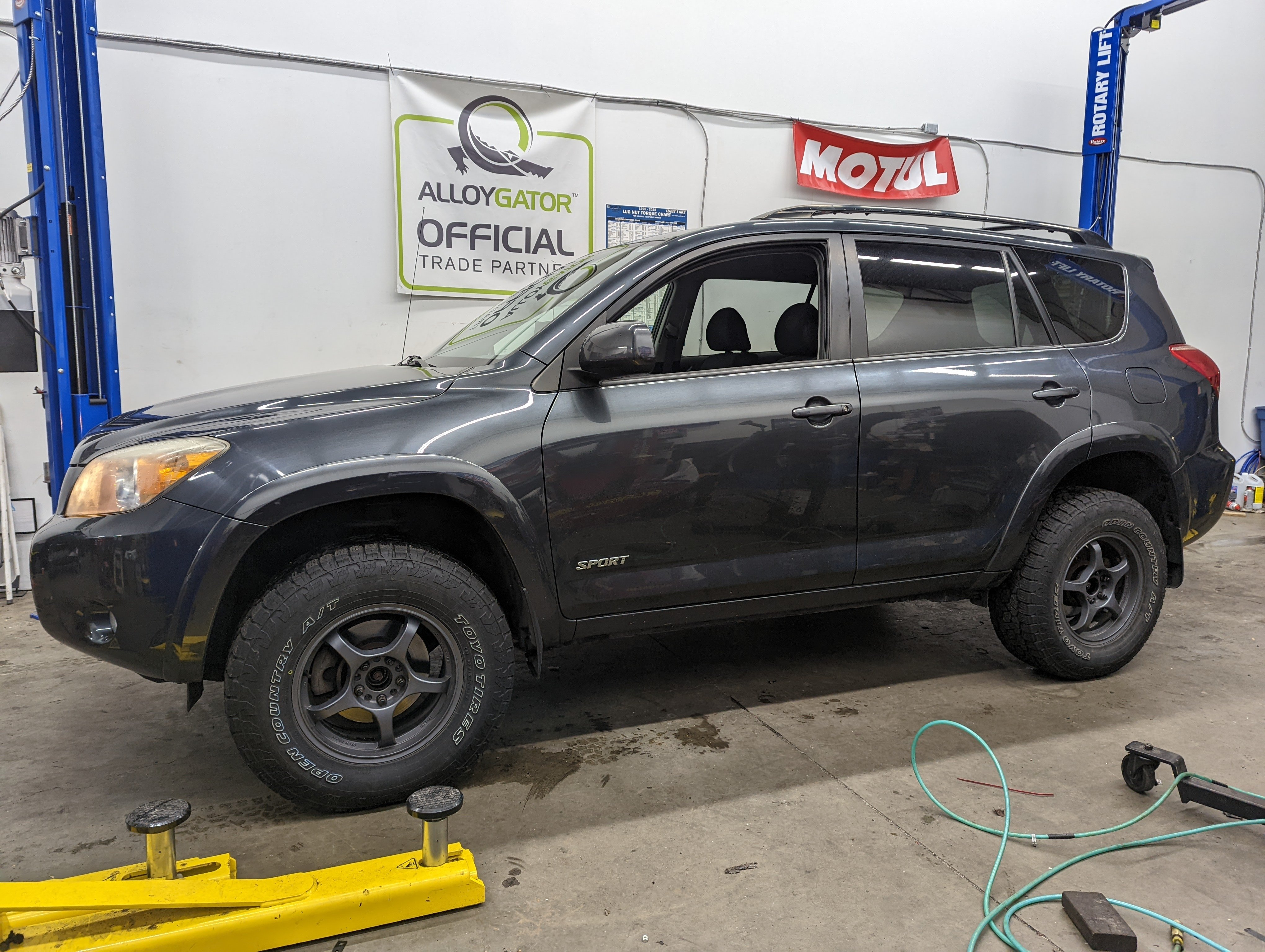 2008 Toyota RAV4 photo