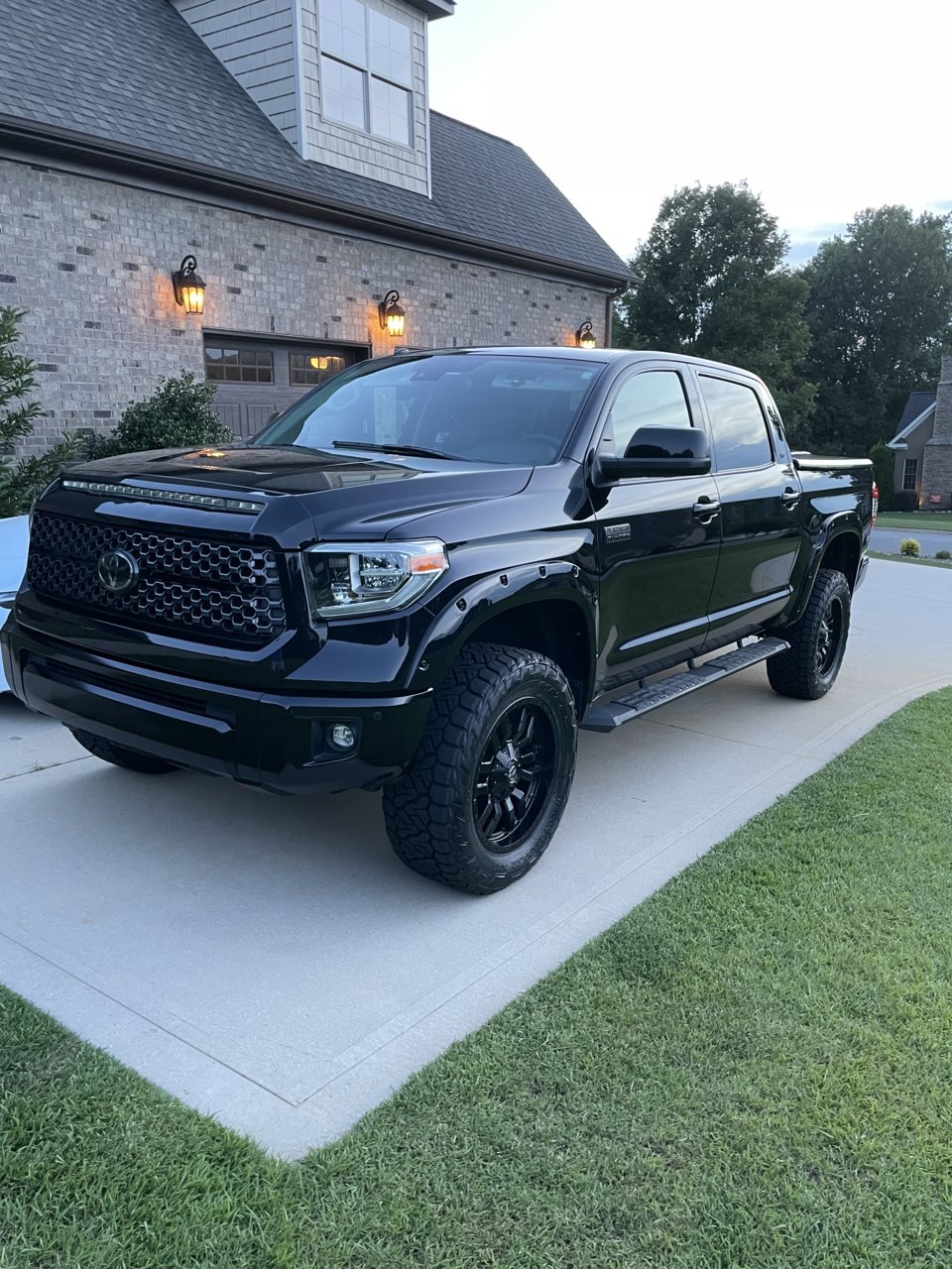 2019 Toyota Tundra photo