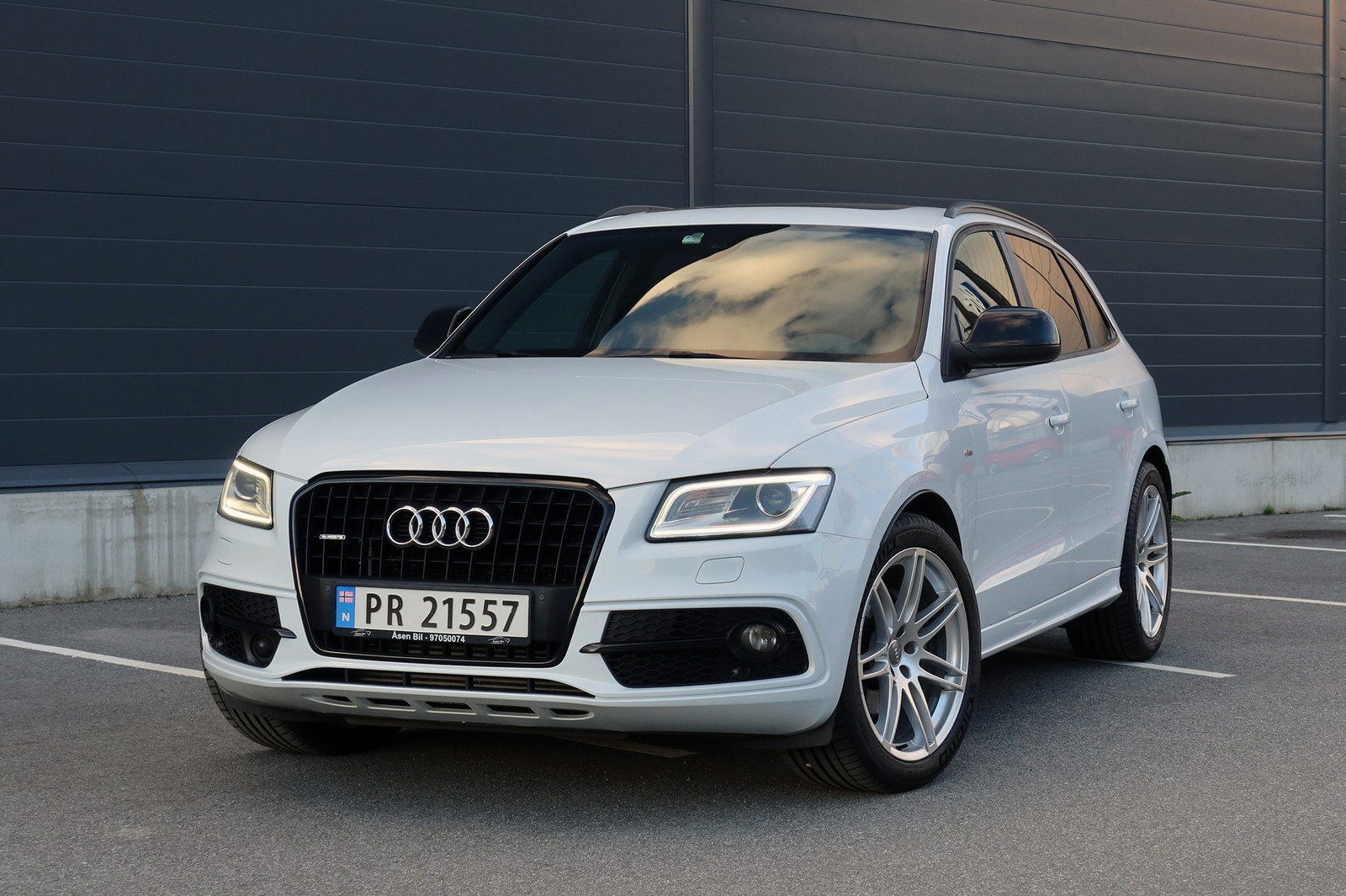 2014 Audi SQ5 photo