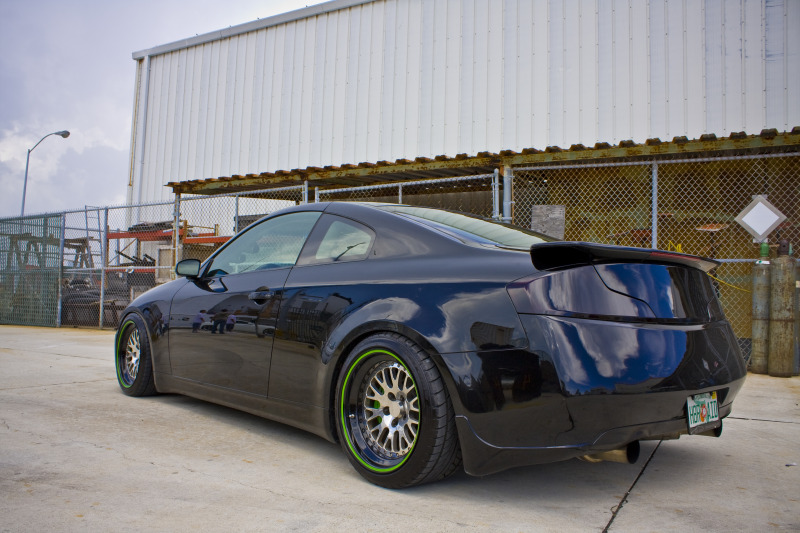 2004 Infiniti G35 photo