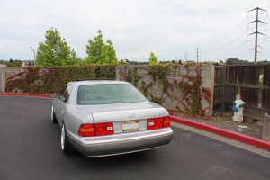1999 Lexus LS 400
