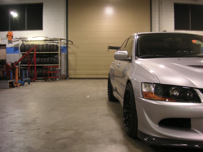 2004 Mitsubishi Lancer Evolution photo