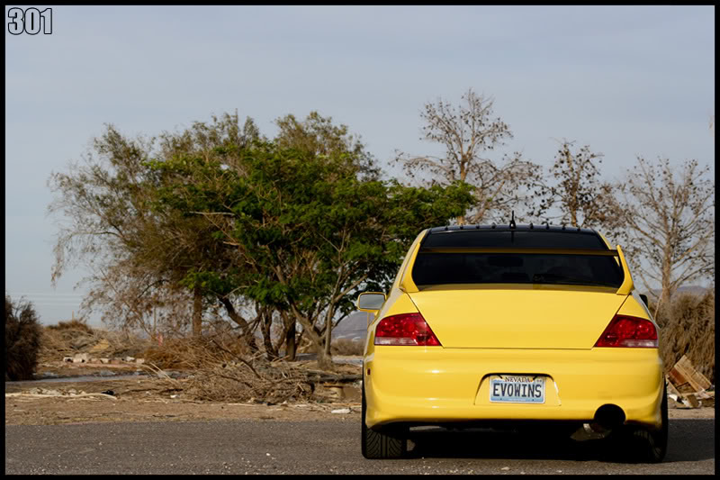 2003 Mitsubishi Lancer Evolution photo