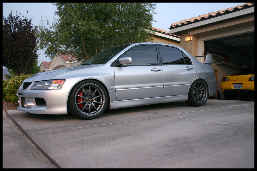 2006 Mitsubishi Lancer Evolution photo