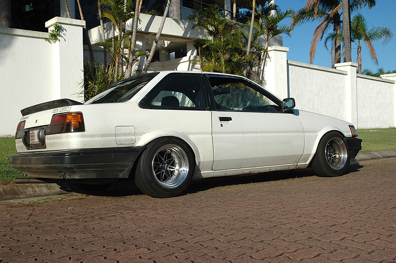 1986 Toyota Corolla photo