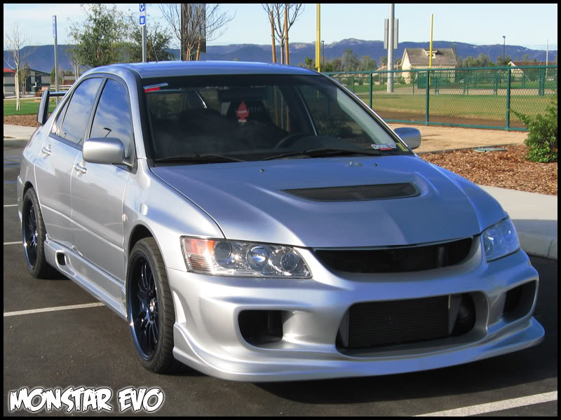 2005 Mitsubishi Lancer Evolution photo