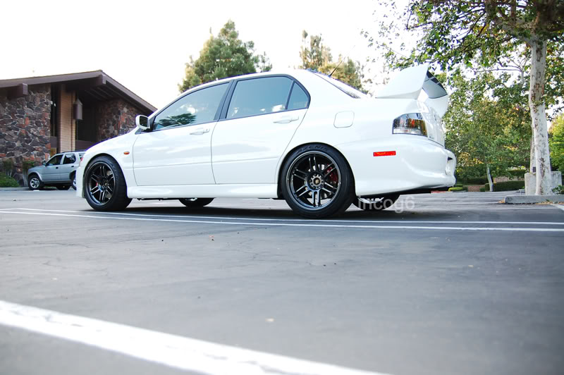 2006 Mitsubishi Lancer Evolution photo