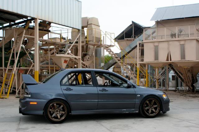 2006 Mitsubishi Lancer Evolution photo