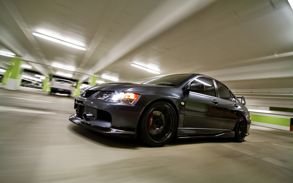 2010 Mitsubishi Lancer Evolution photo