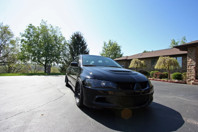 2003 Mitsubishi Lancer Evolution photo
