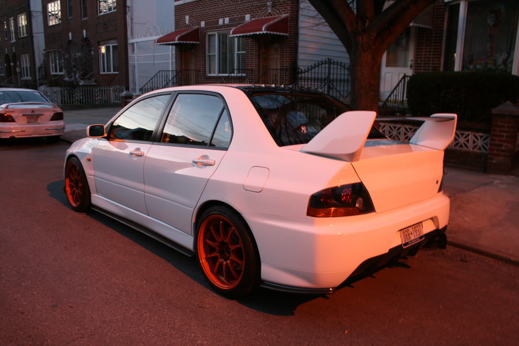 2006 Mitsubishi Lancer Evolution photo