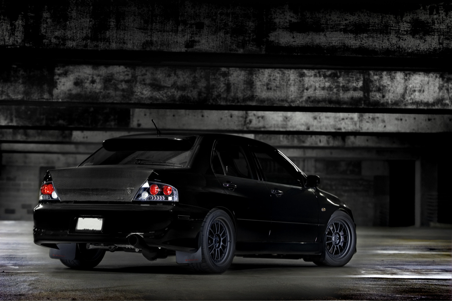 2003 Mitsubishi Lancer Evolution photo