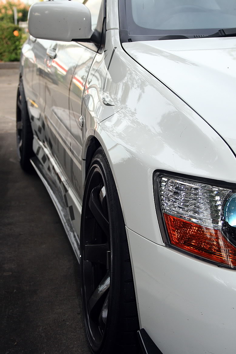 2006 Mitsubishi Lancer Evolution photo